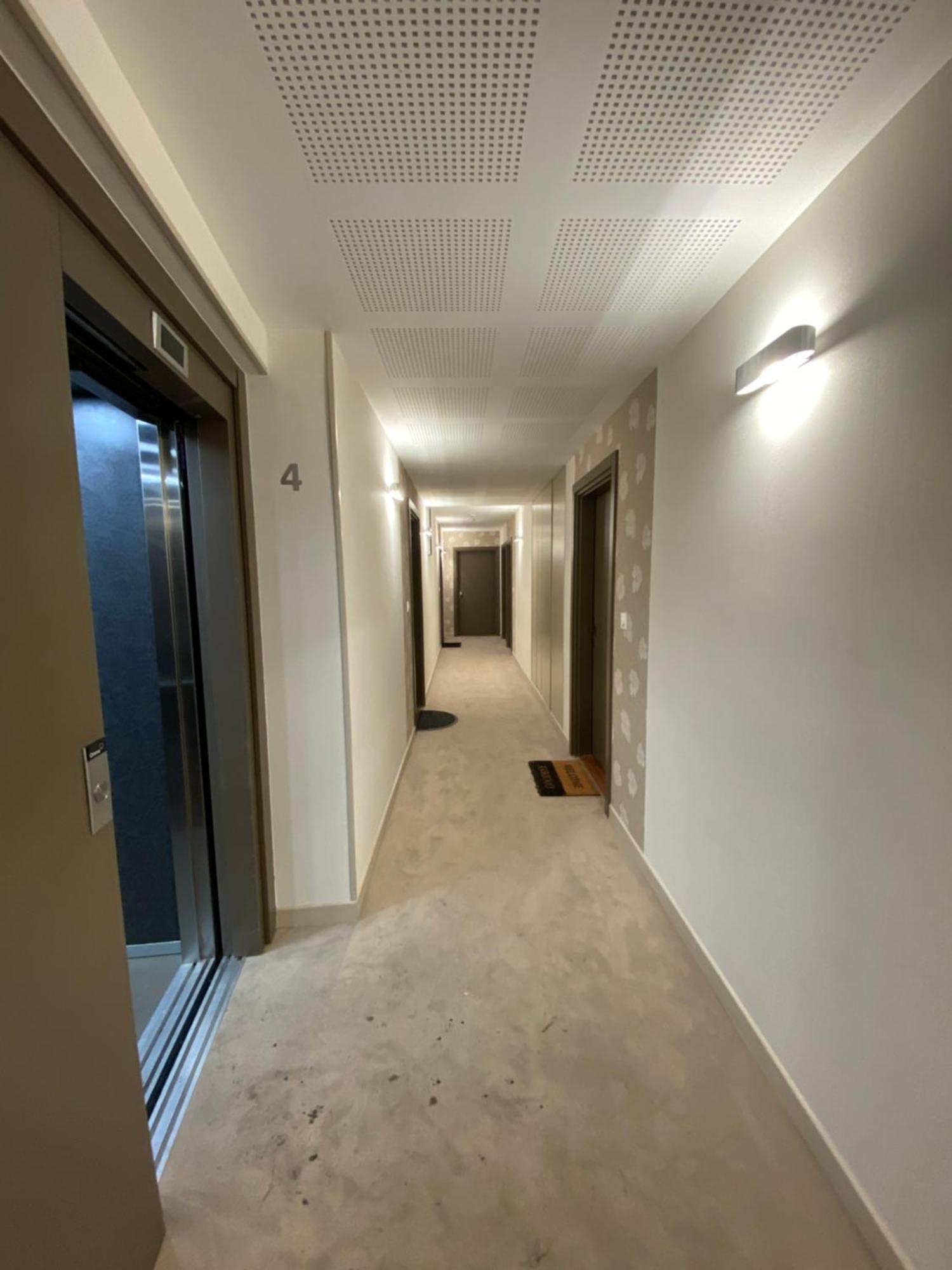 Charme Citadin Lägenhet Villemomble Exteriör bild